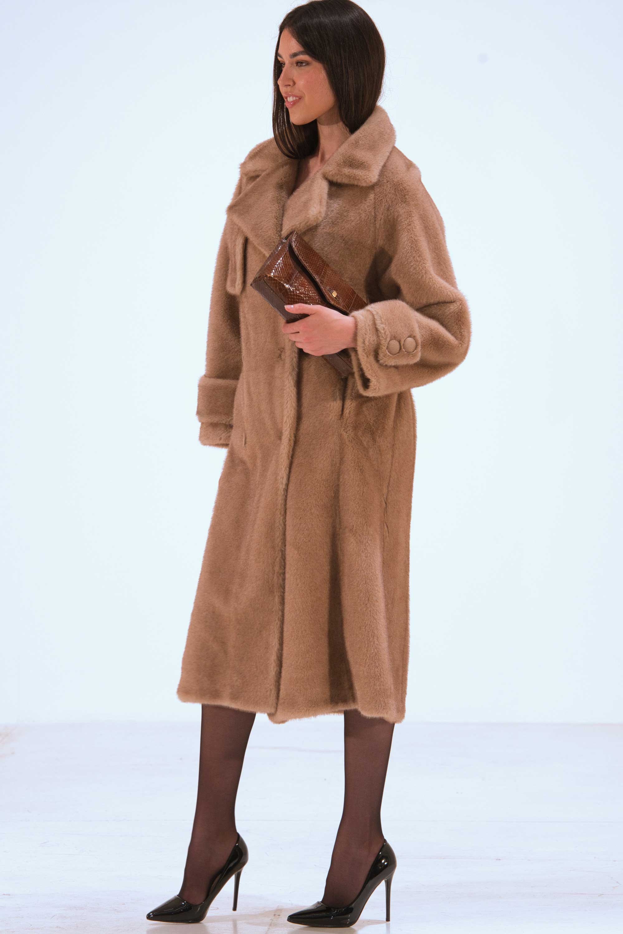 CAPPOTTO ECOPELLICCIA VISONE CAPPOTTO ECOPELLICCIA VISONE