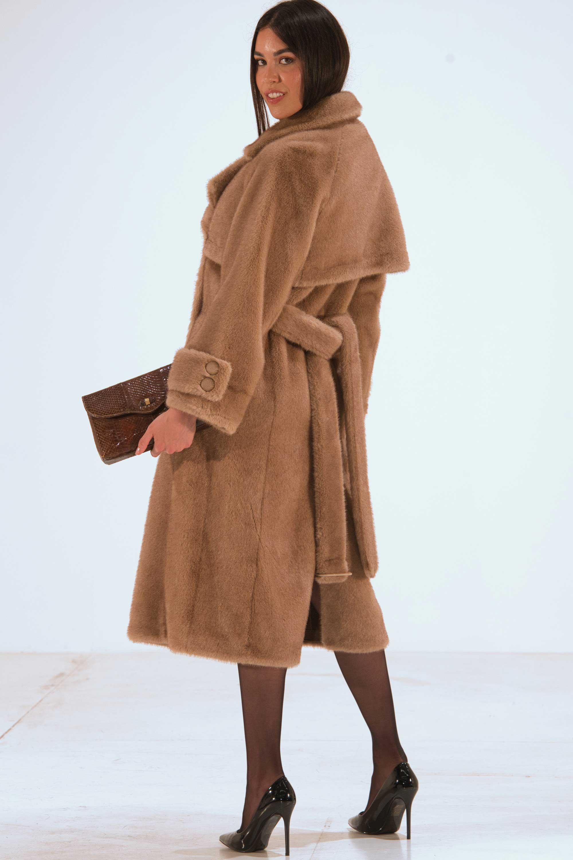 CAPPOTTO ECOPELLICCIA VISONE CAPPOTTO ECOPELLICCIA VISONE